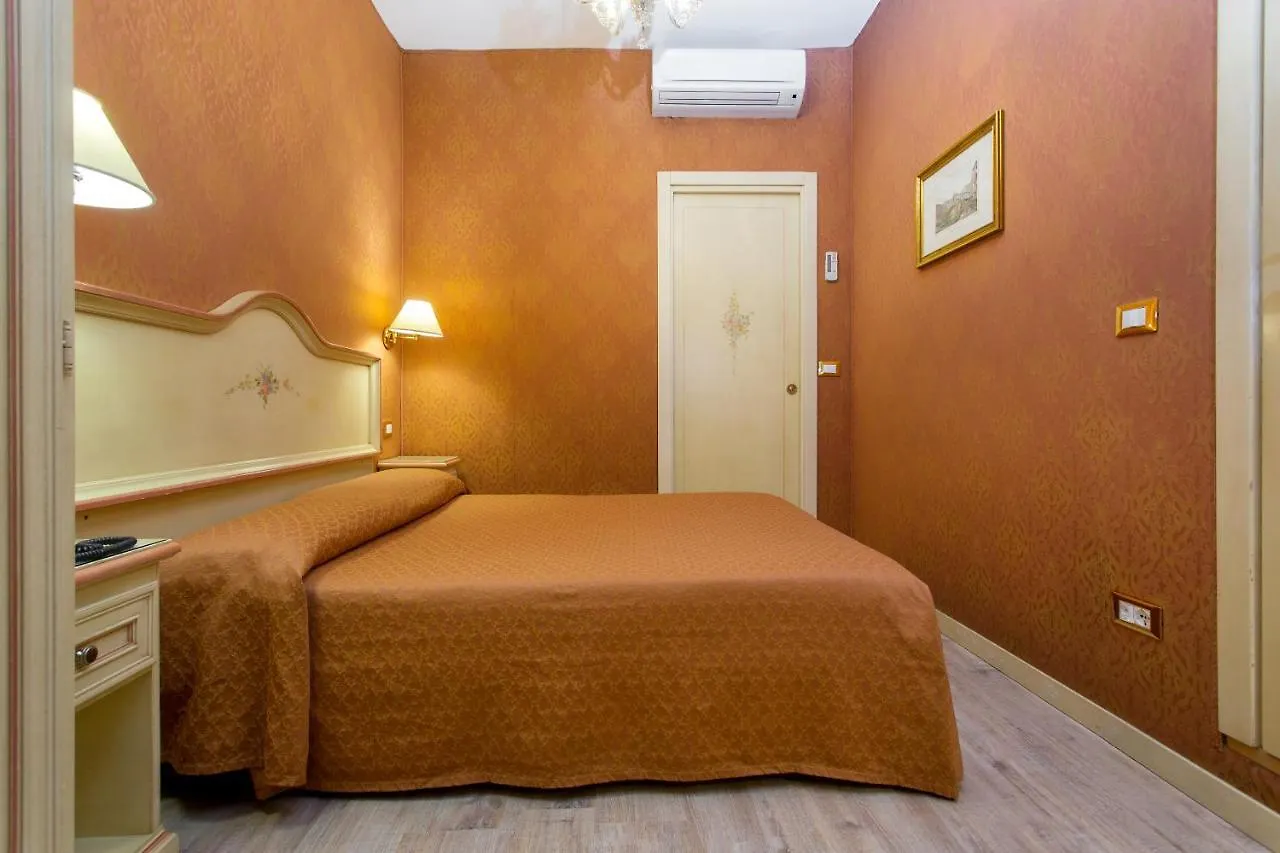 ***  Hotel Conterie Murano Italy